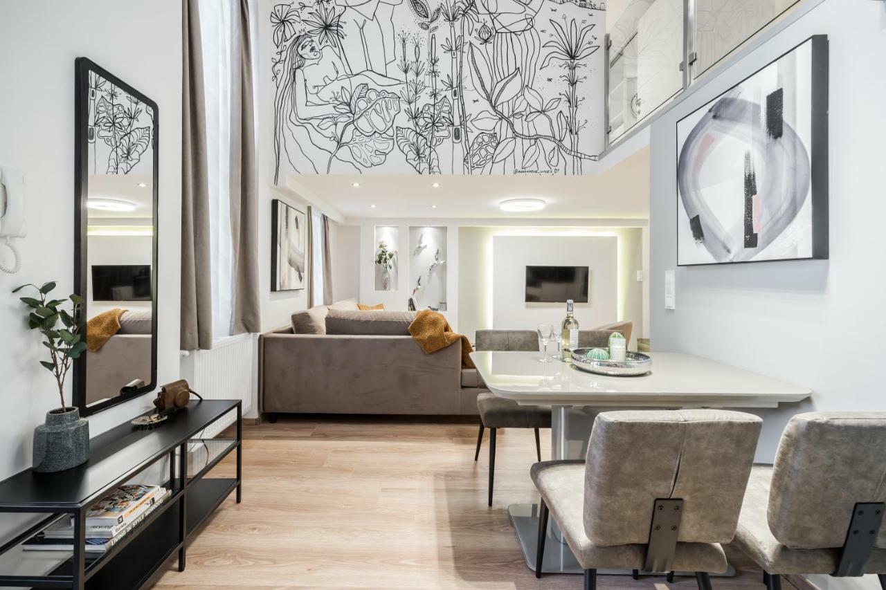 Bpr Luxurious & Stylish Duplex Home Будапеща Екстериор снимка