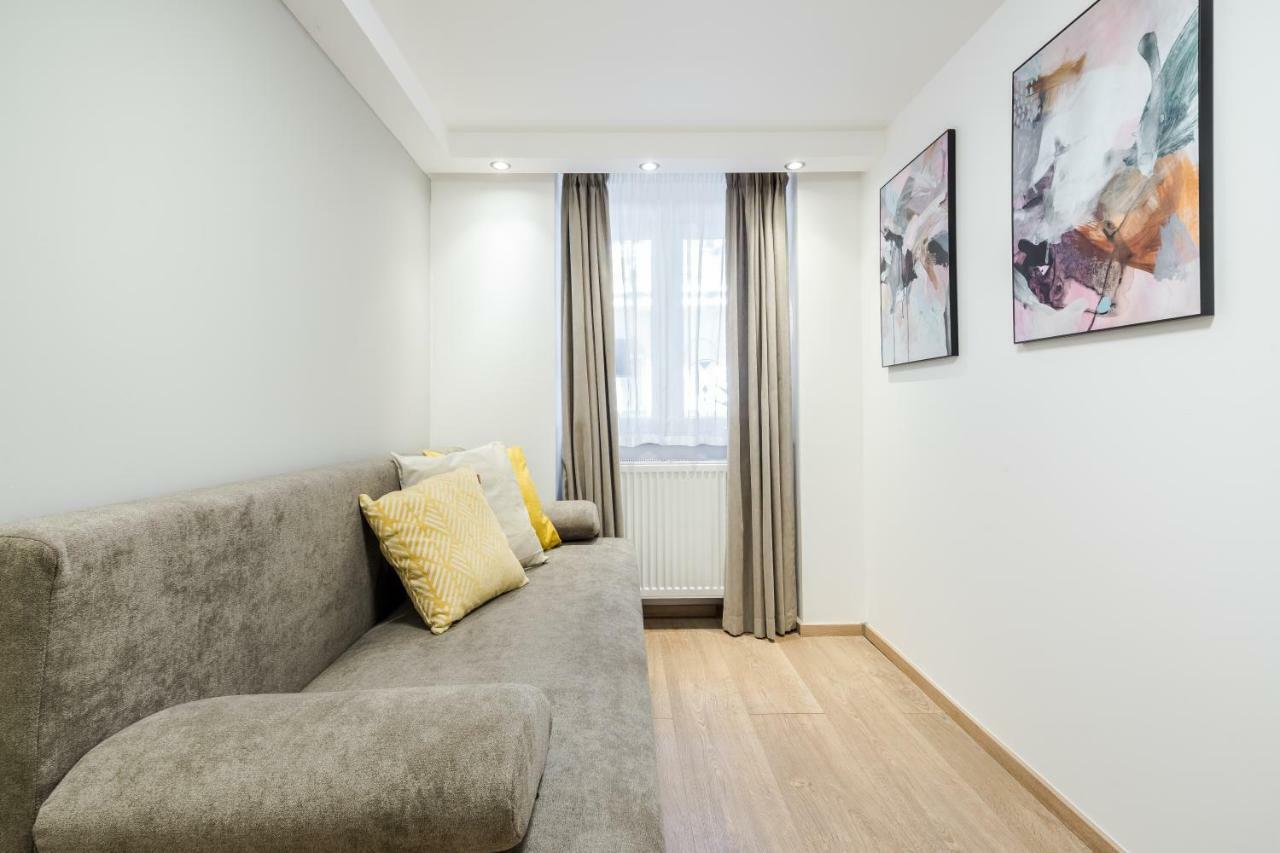Bpr Luxurious & Stylish Duplex Home Будапеща Екстериор снимка
